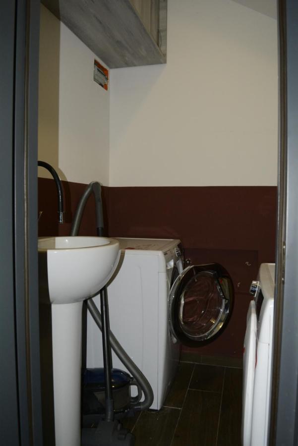 Apartment Near Pirimze Tbilisi Exterior photo